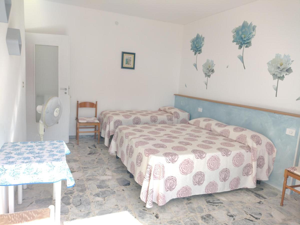 Casa Fronte Mare Διαμέρισμα Βεντιμίλια Εξωτερικό φωτογραφία
