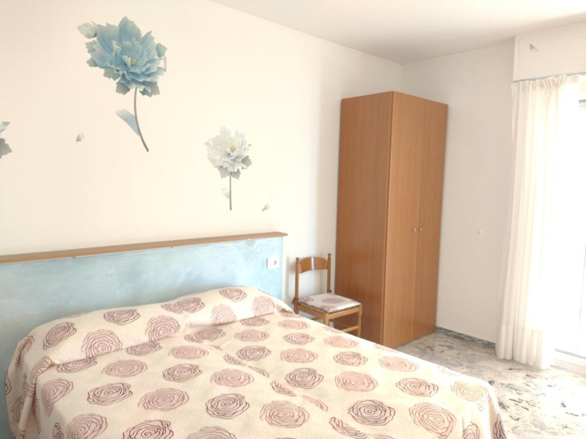 Casa Fronte Mare Διαμέρισμα Βεντιμίλια Εξωτερικό φωτογραφία